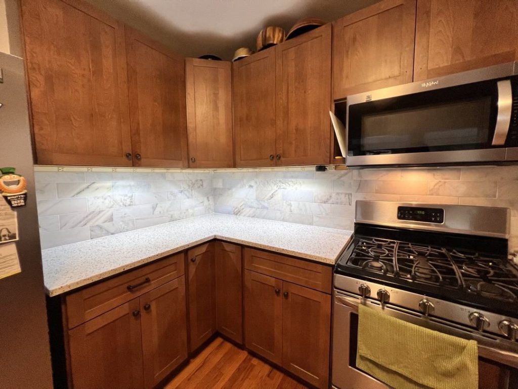 Marble Backsplash Lighting